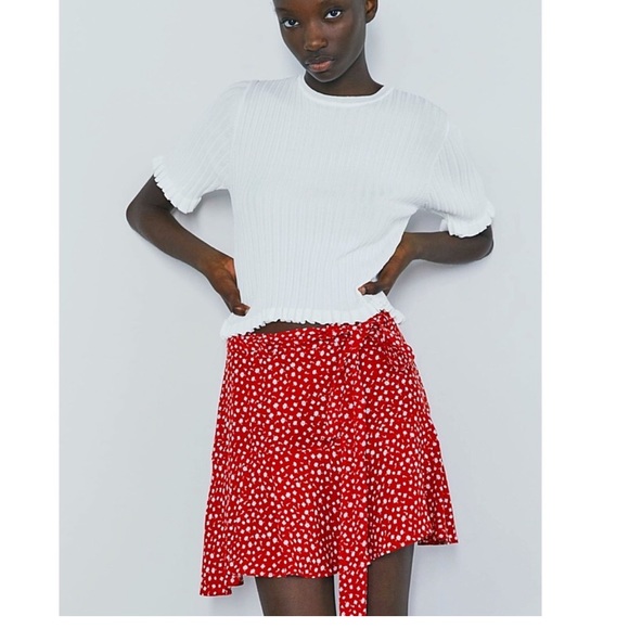 Zara Pants - Zara Women’s Red and White Floral Cottagecore Tie Wrap Skort Size Small